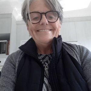 Meet your Posher, Joan